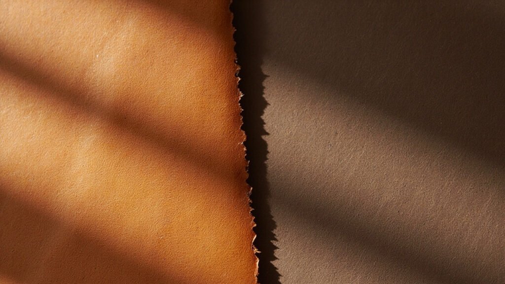 Comparaison cuir tannage végétal et tannage au chrome